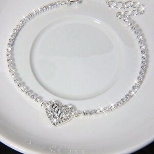 NWT Shiny Silver-Finish Pleated Style Heart Bracelet With Rhinestones